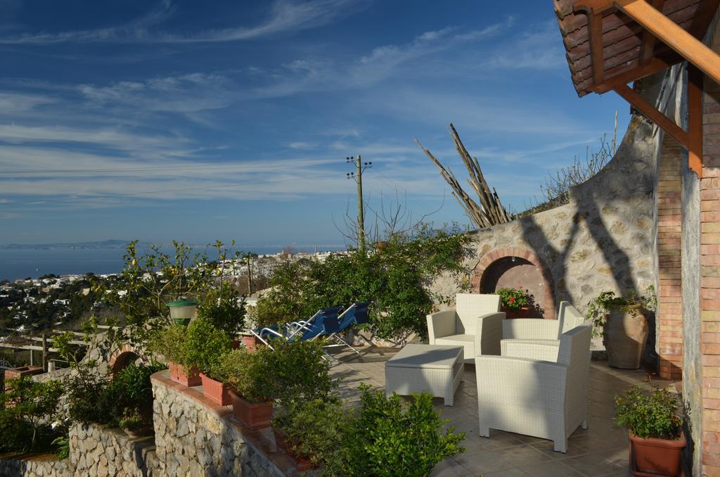 Le Ginestre Di Capri Bb & Holiday House 阿纳卡普里 外观 照片