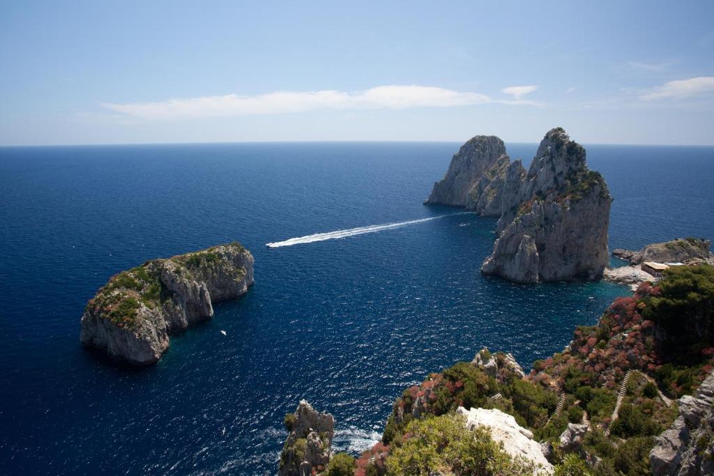 Le Ginestre Di Capri Bb & Holiday House 阿纳卡普里 外观 照片