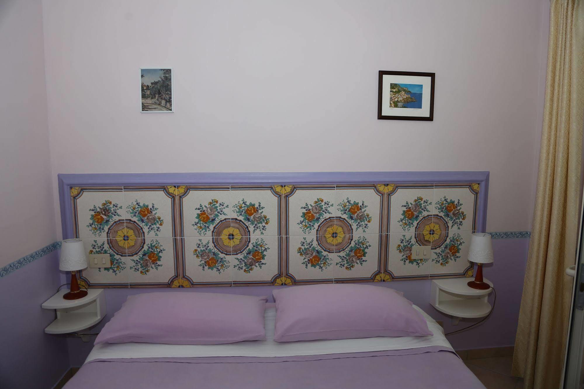 Le Ginestre Di Capri Bb & Holiday House 阿纳卡普里 外观 照片